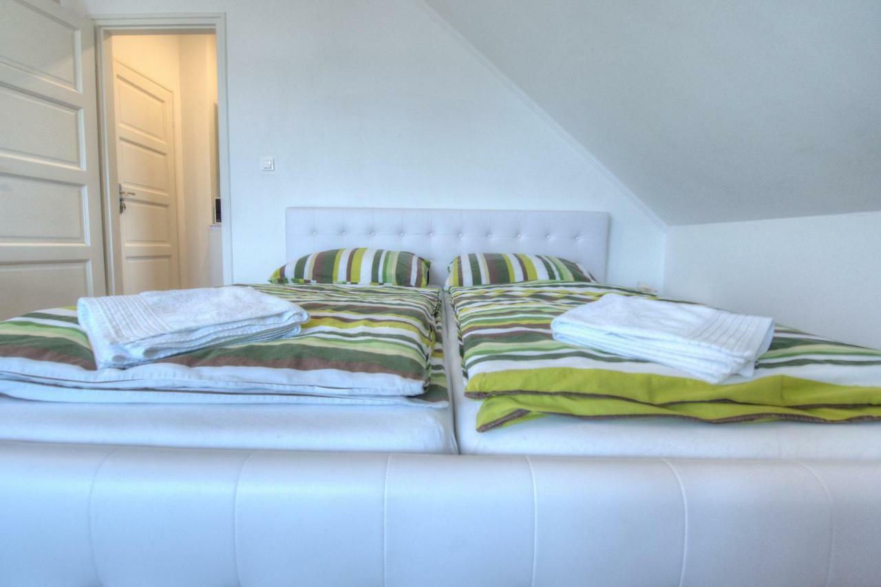 Hilltop Apartments Fonyod Ngoại thất bức ảnh